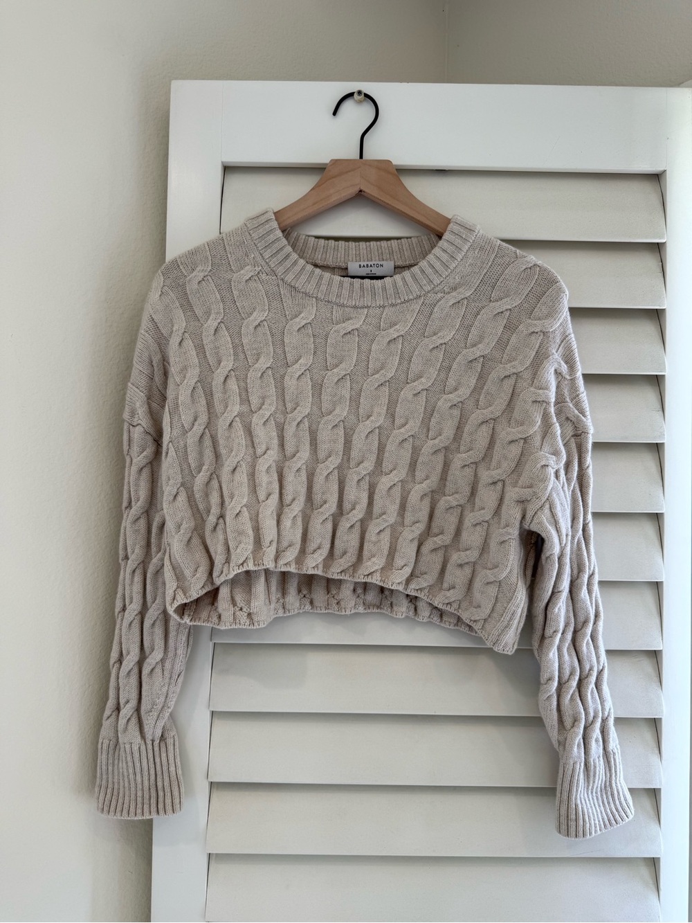Aritzia Babaton Cable-Knit Cropped Sweater